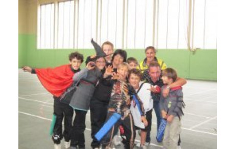 Des monstres envahissent le gymnase !!!